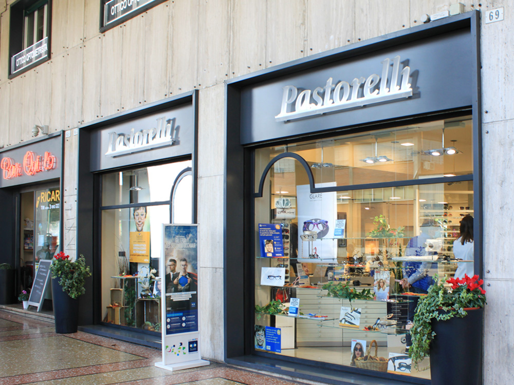 PASTORELLI Negozio Nova_mmagine BIS
